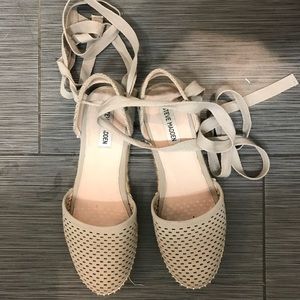 Lace Up Eapadrilles